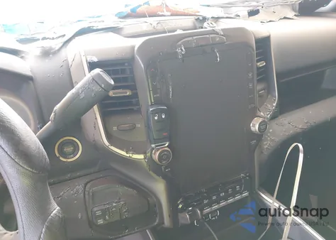 2024 Dodge Ram 3500 Big Horn 4X4 6'4 Box из США, поврежденный, VIN 3C63R3DL0RG248354